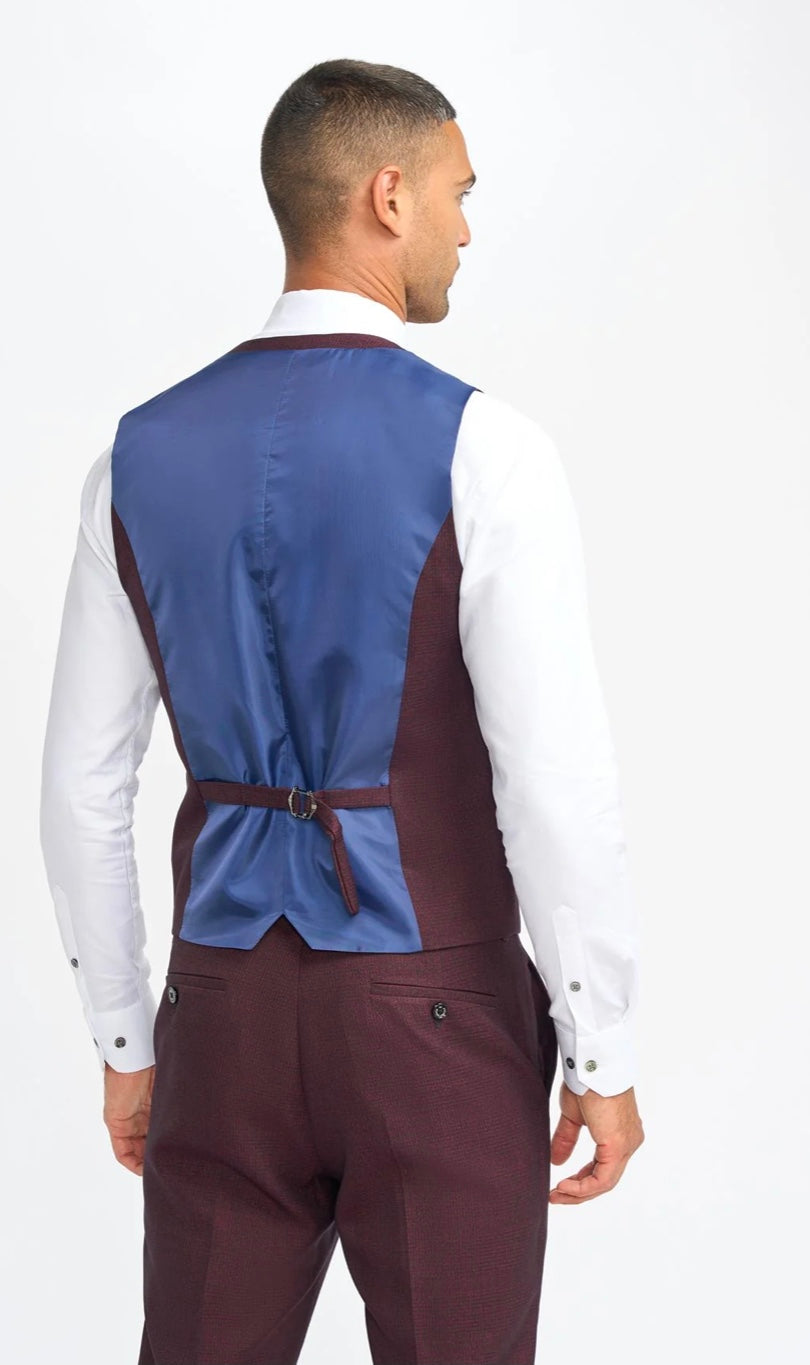 Cavani caridi wine W/coat