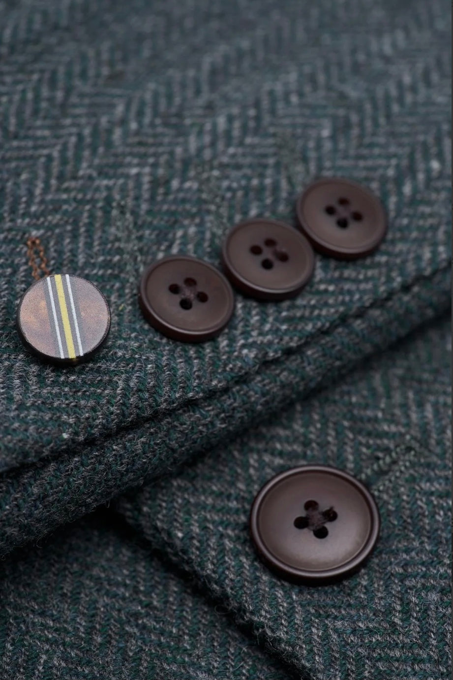 Cavani Thomas lush olive blazer