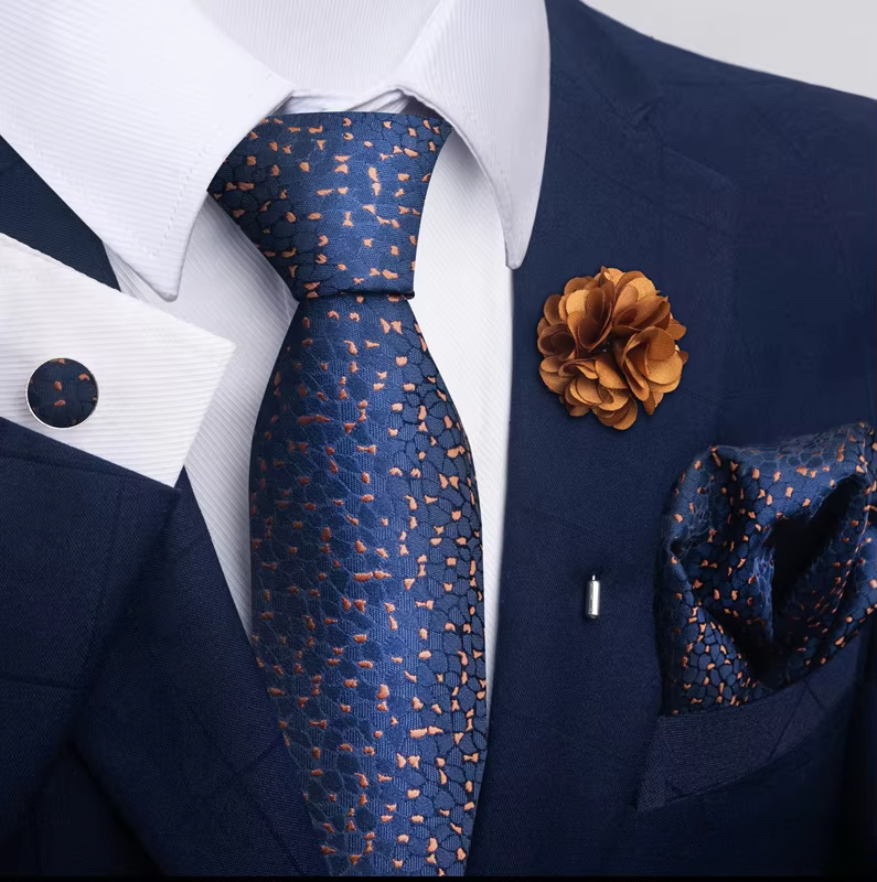 Black Gold Tie